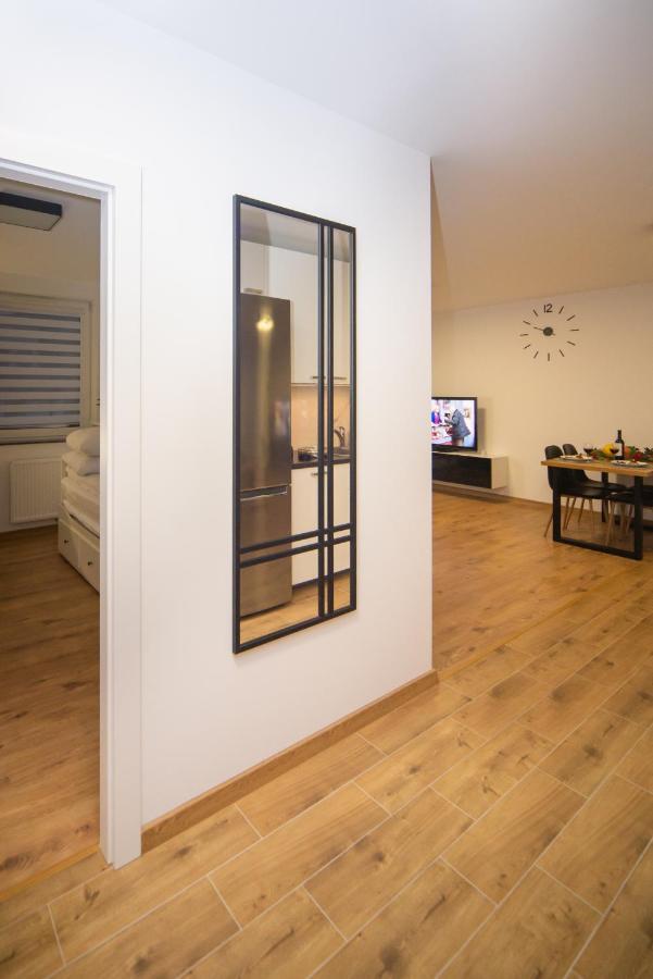 Maya'S Flats & Resorts 49 - Spacious 3 Rooms Apartment In Szafarnia Gdańsk Exteriör bild