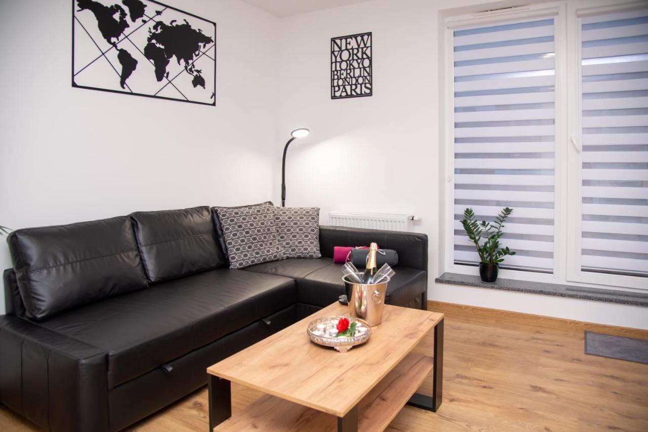 Maya'S Flats & Resorts 49 - Spacious 3 Rooms Apartment In Szafarnia Gdańsk Exteriör bild
