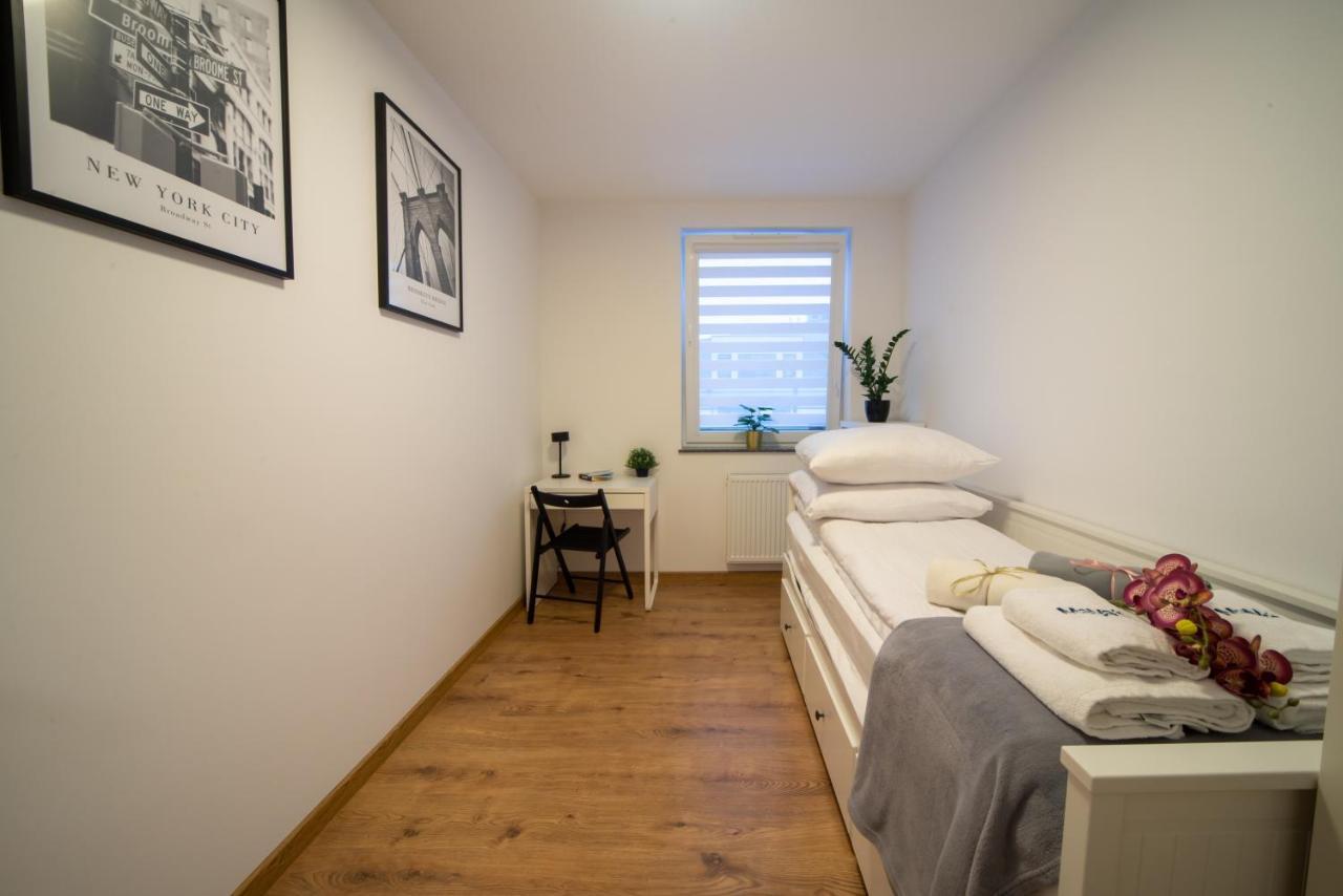 Maya'S Flats & Resorts 49 - Spacious 3 Rooms Apartment In Szafarnia Gdańsk Exteriör bild
